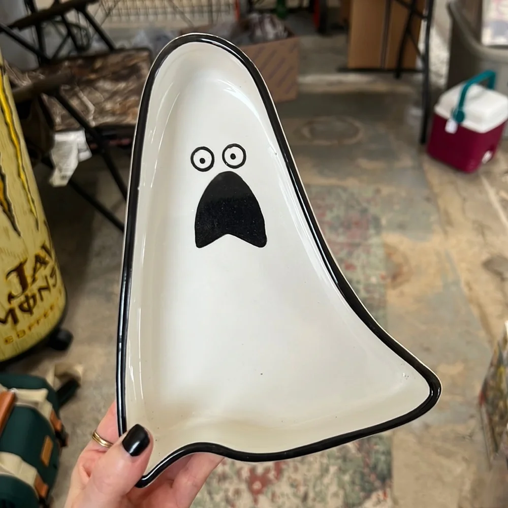 Ghost Tray 👻 - Picture 1 of 3